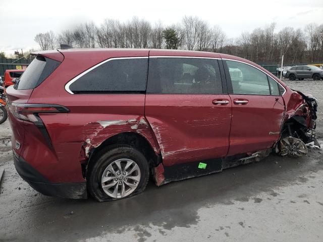 2025 TOYOTA SIENNA XLE #3294495534