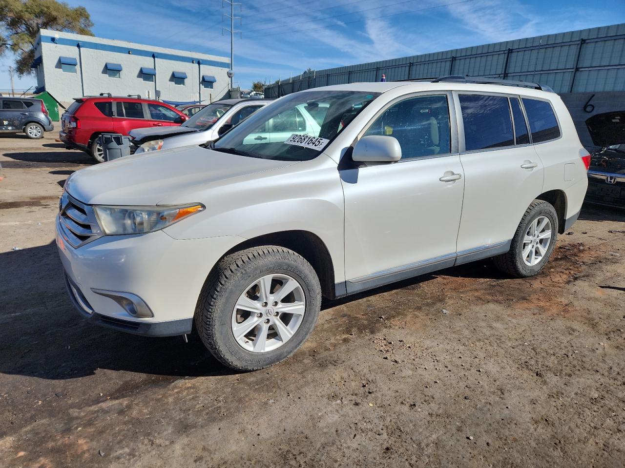 TOYOTA HIGHLANDER BASE