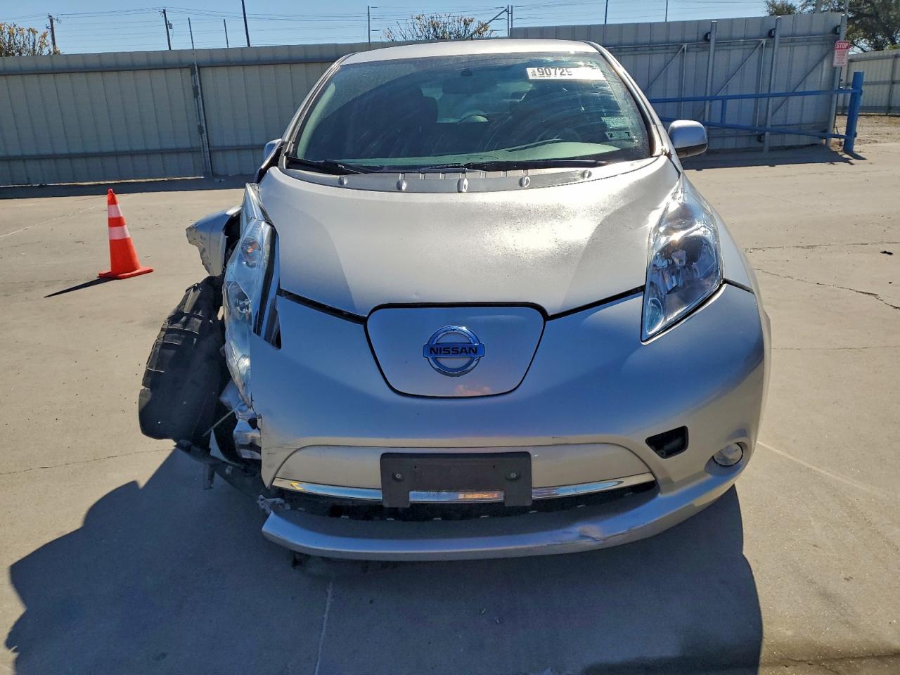 NISSAN LEAF S