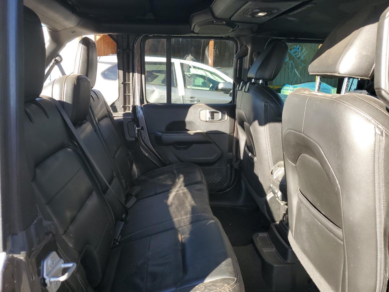 JEEP WRANGLER SAHARA