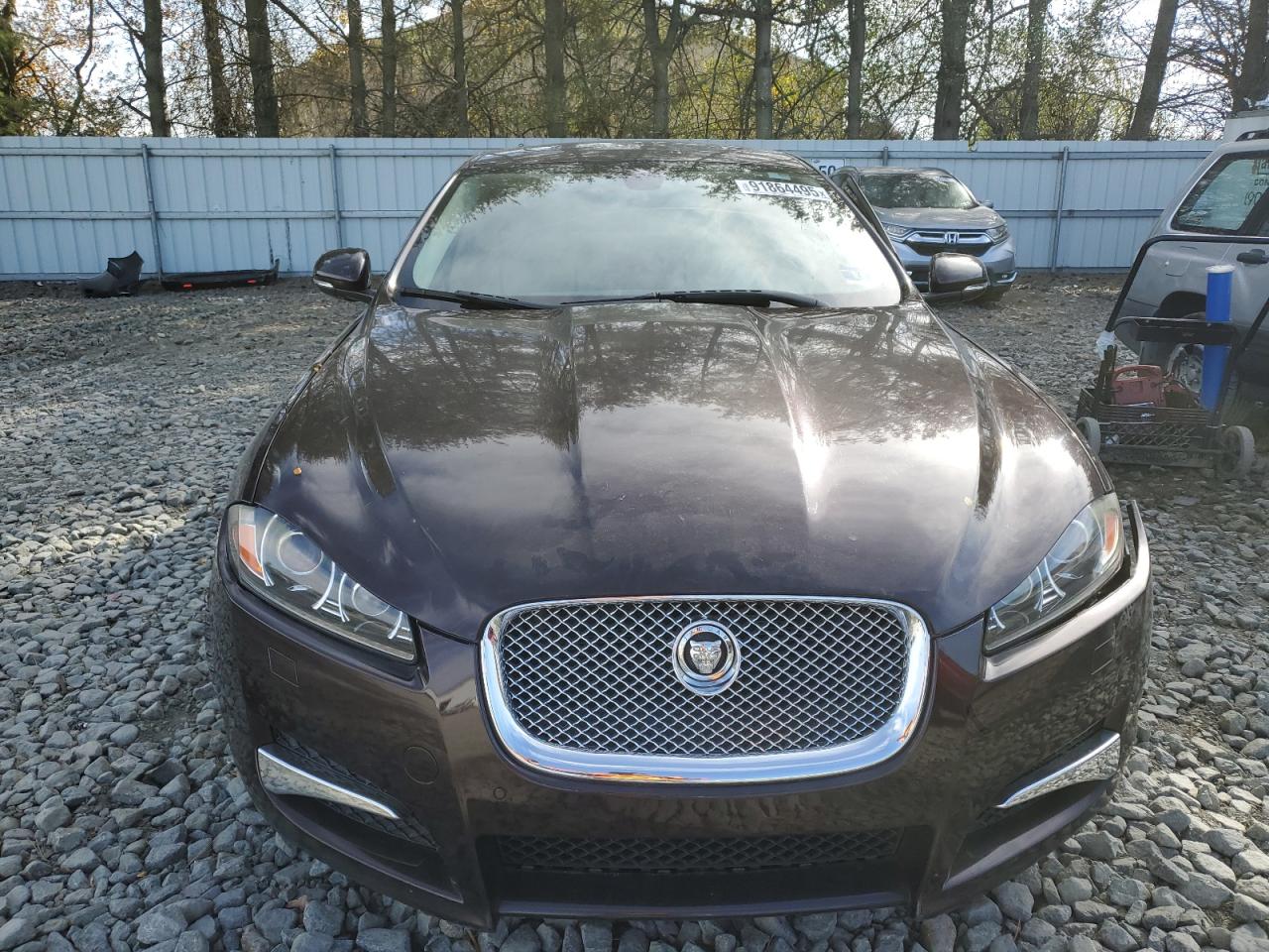 JAGUAR XF PORTFOLIO