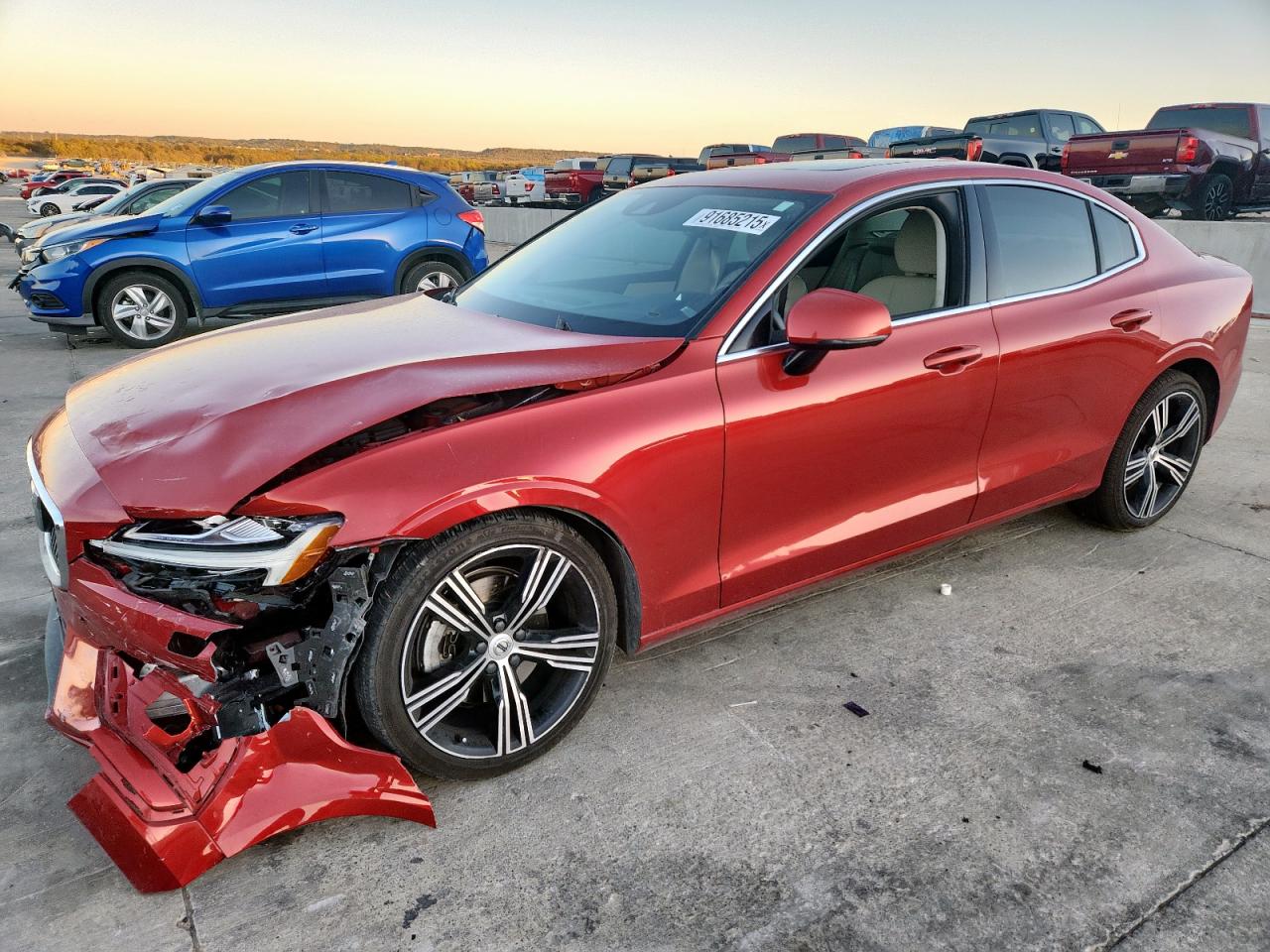 Lot #3304819547 2022 VOLVO S60 B5 INS