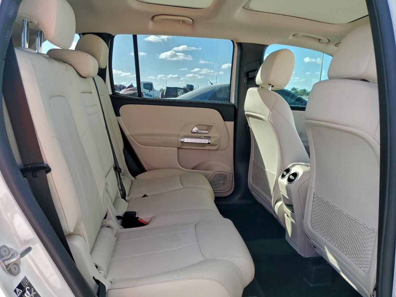 MERCEDES-BENZ GLB-CLASS 250