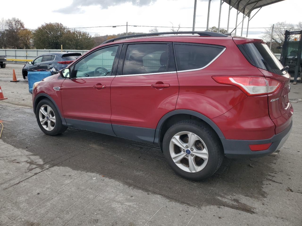 FORD ESCAPE SE
