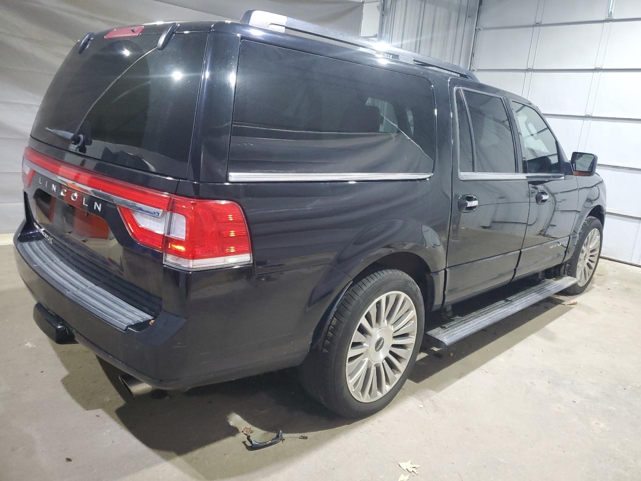 LINCOLN NAVIGATOR L RESERVE