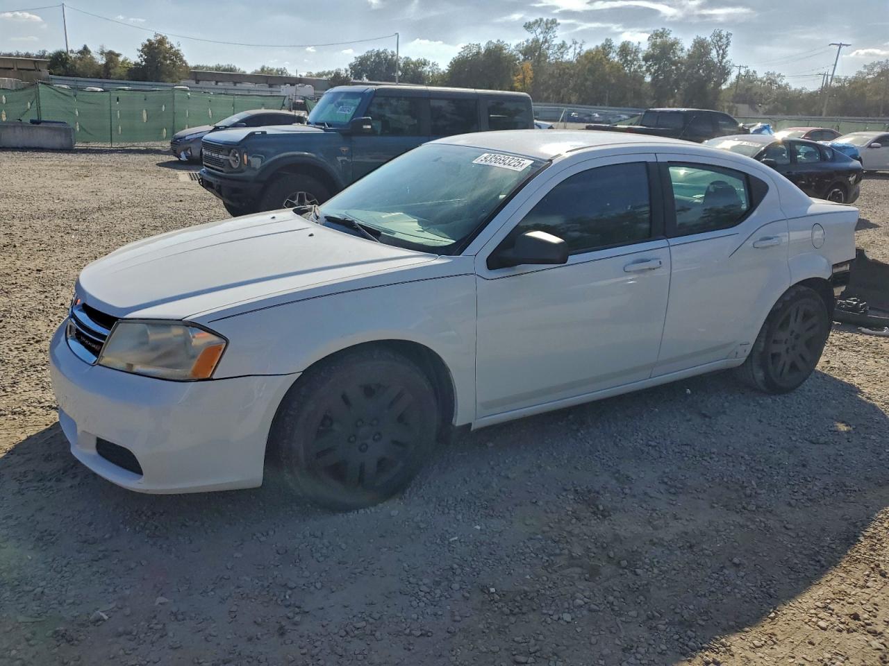 DODGE AVENGER SE
