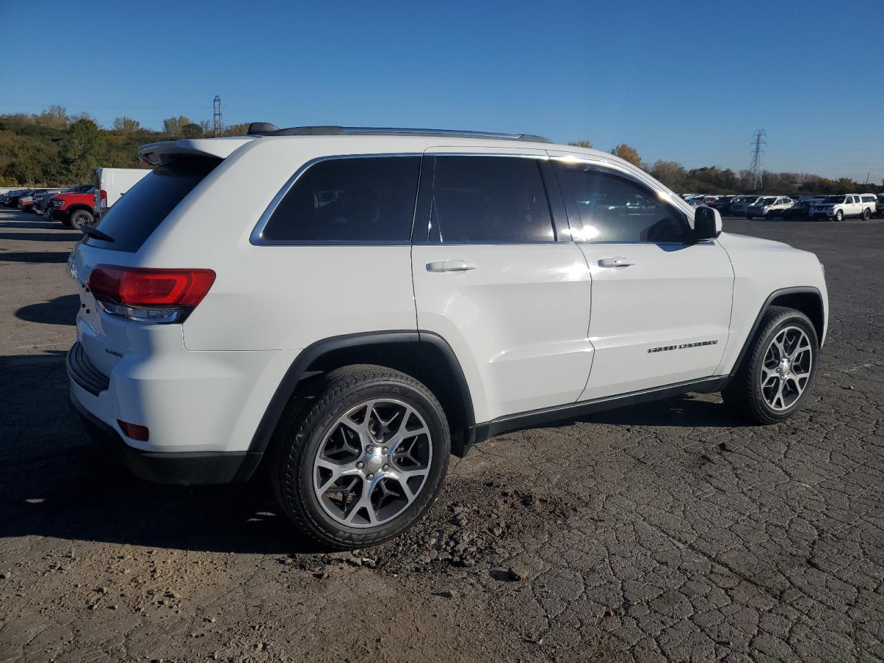 JEEP GRAND CHEROKEE LAREDO