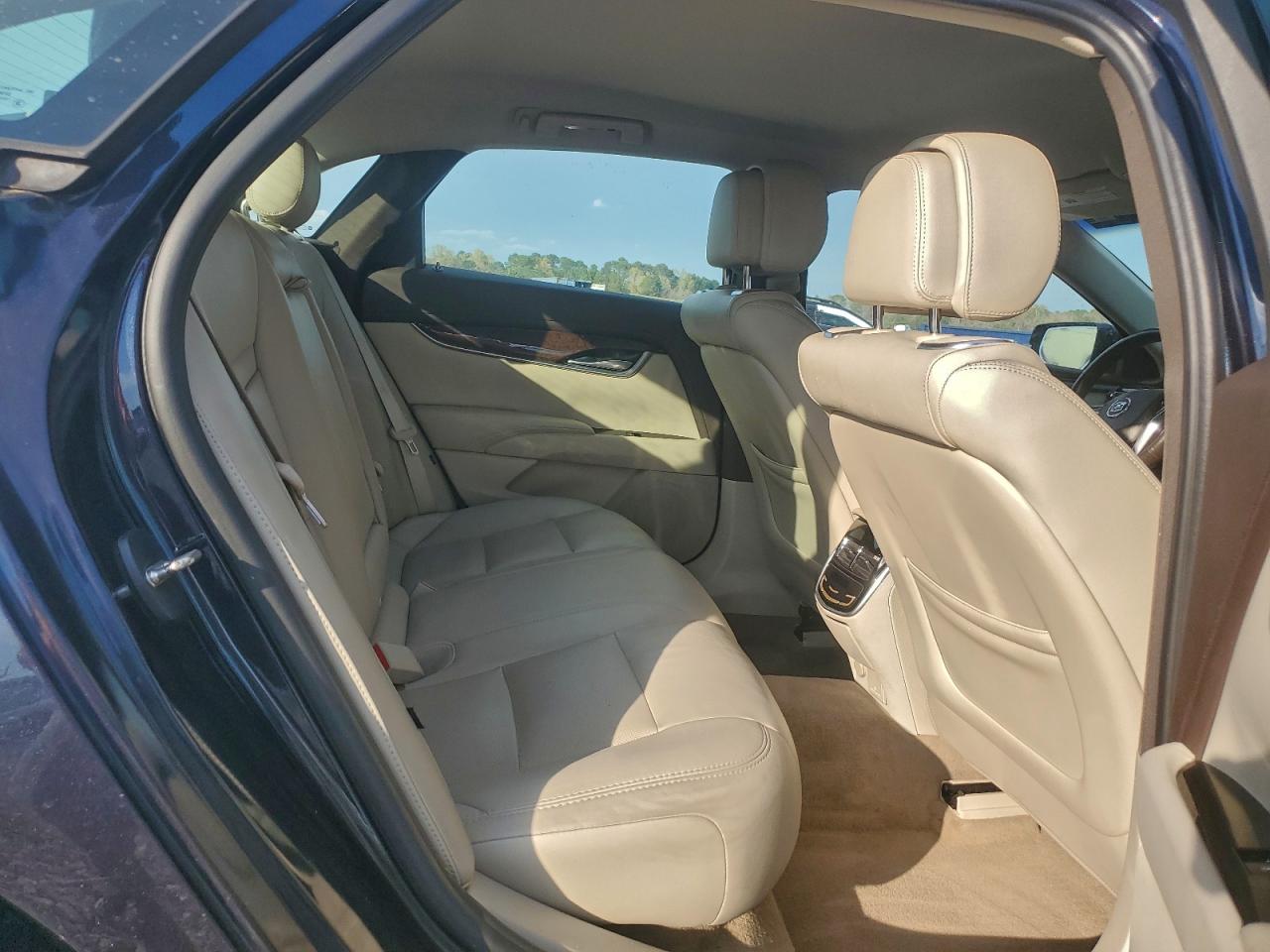 CADILLAC XTS PREMIUM COLLECTION