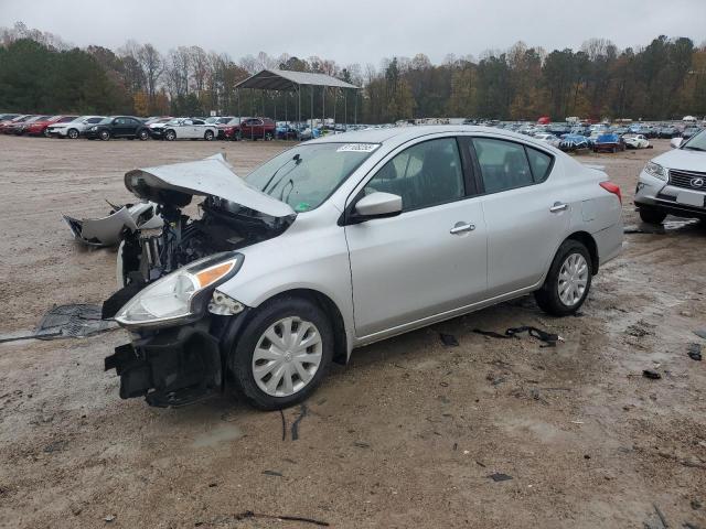 NISSAN VERSA S