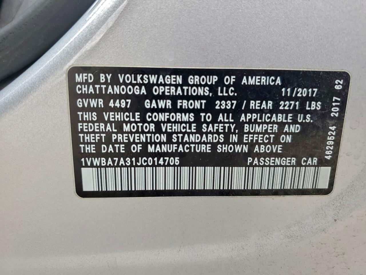 VOLKSWAGEN PASSAT SE