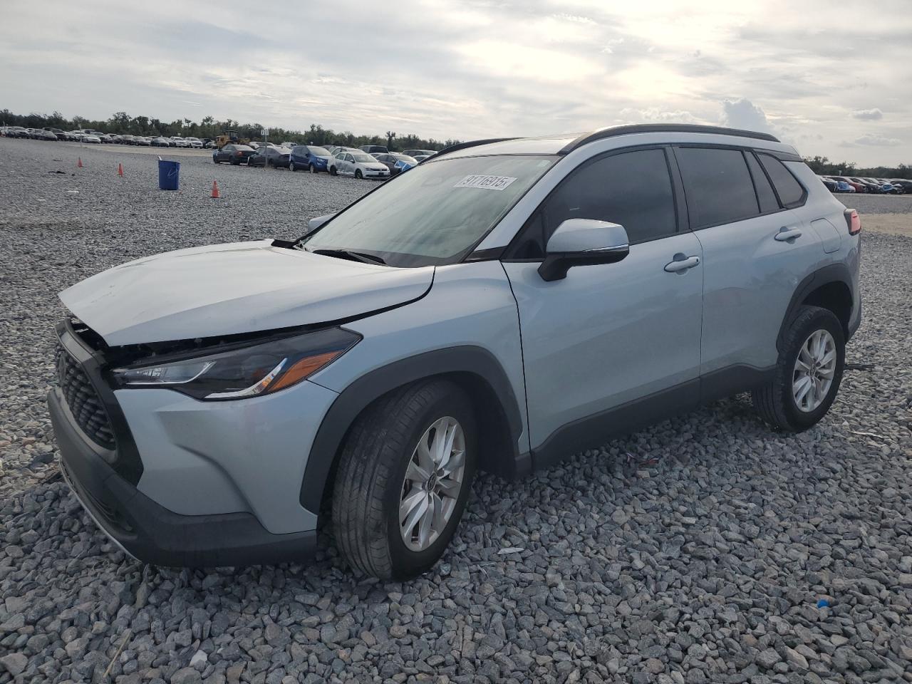 TOYOTA COROLLA CROSS LE