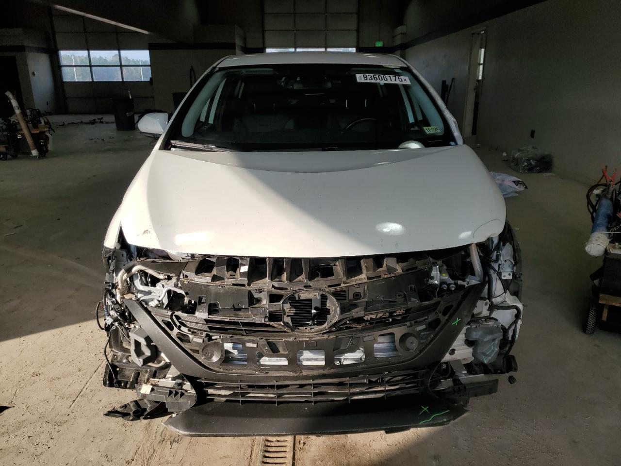 TOYOTA PRIUS PRIME LE