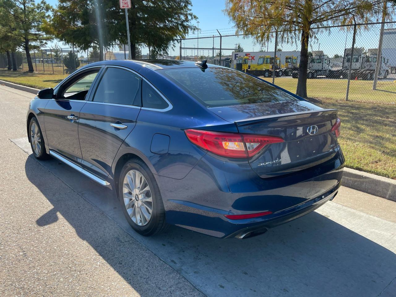 HYUNDAI SONATA SPORT