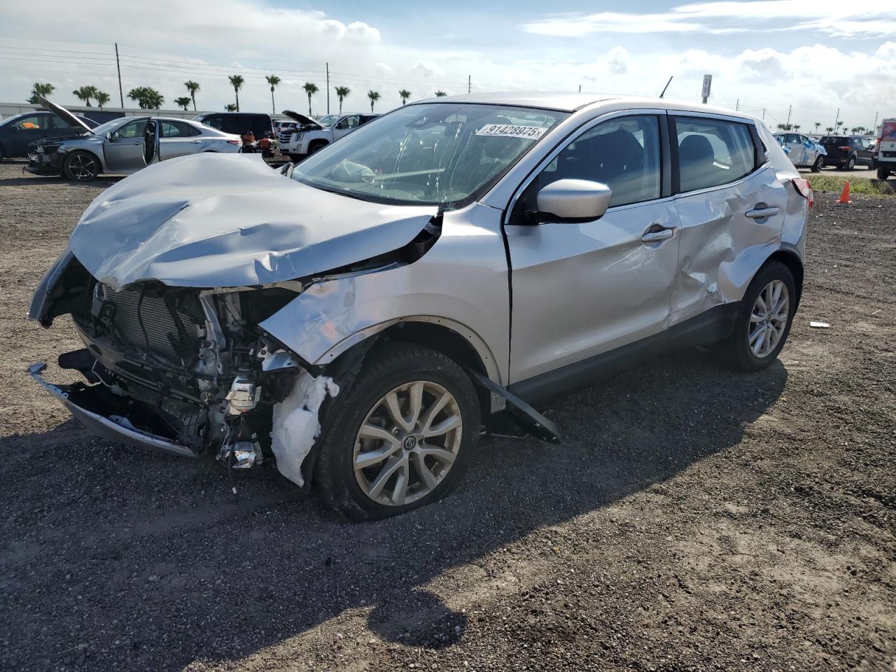 NISSAN ROGUE SPORT S