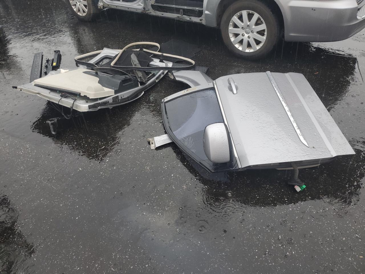 CHRYSLER TOWN & COUNTRY TOURING