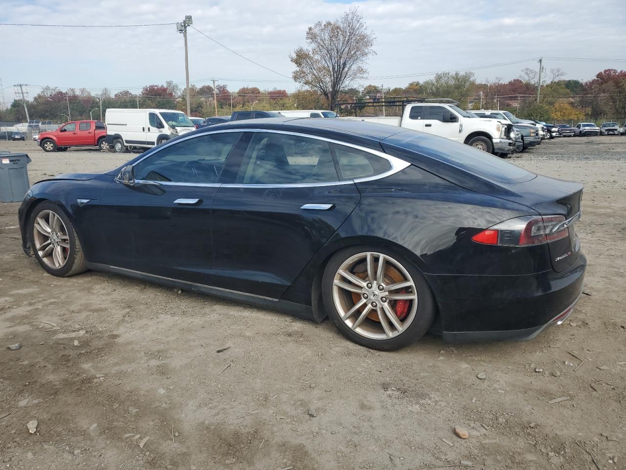 TESLA MODEL S