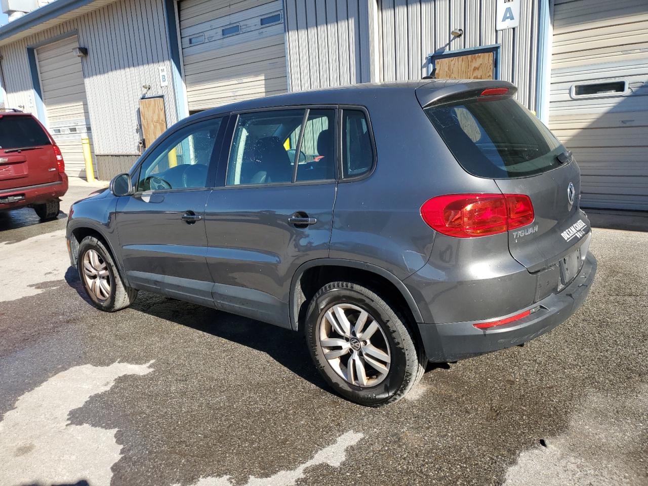 VOLKSWAGEN TIGUAN S