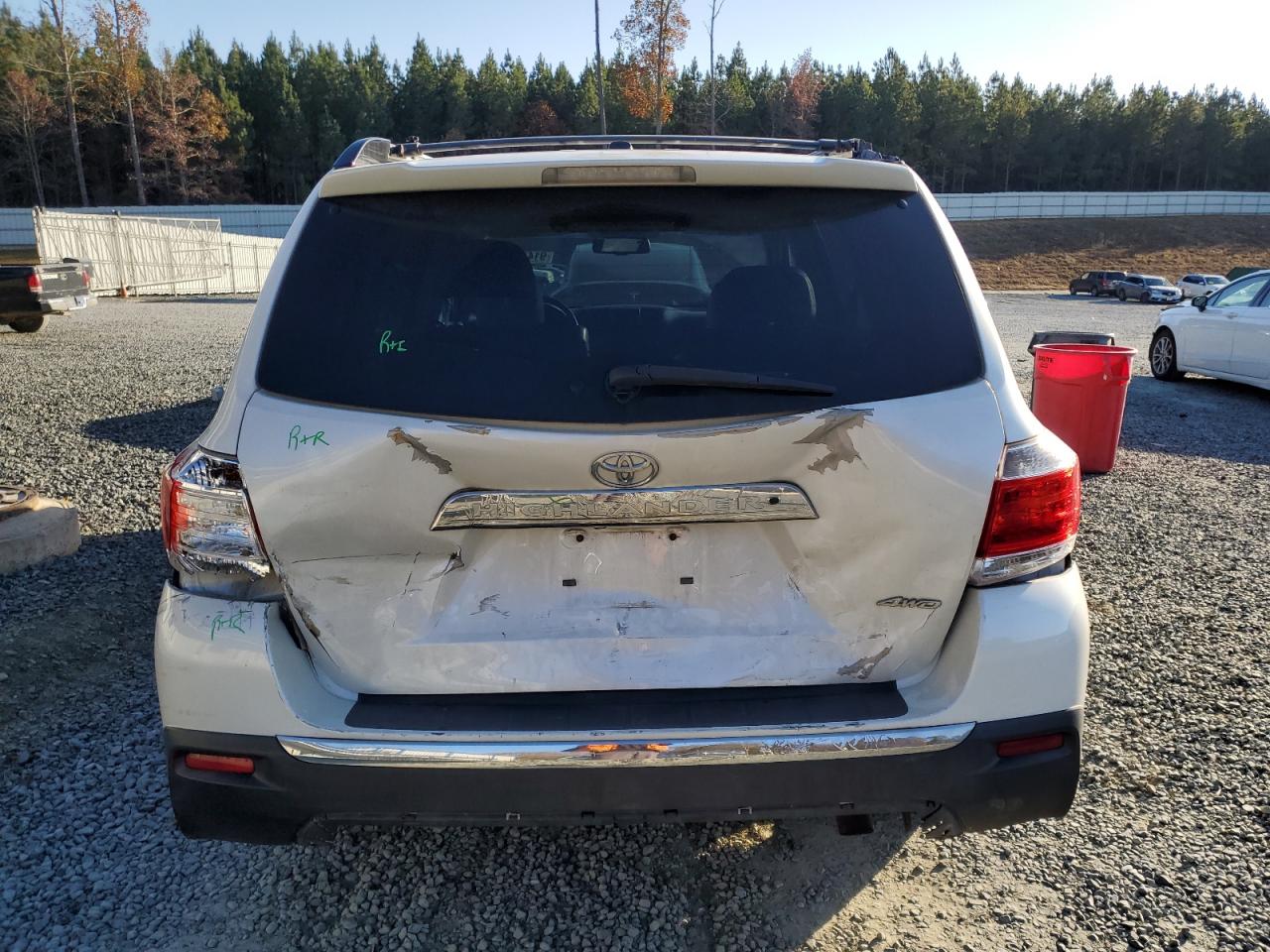 TOYOTA HIGHLANDER LIMITED