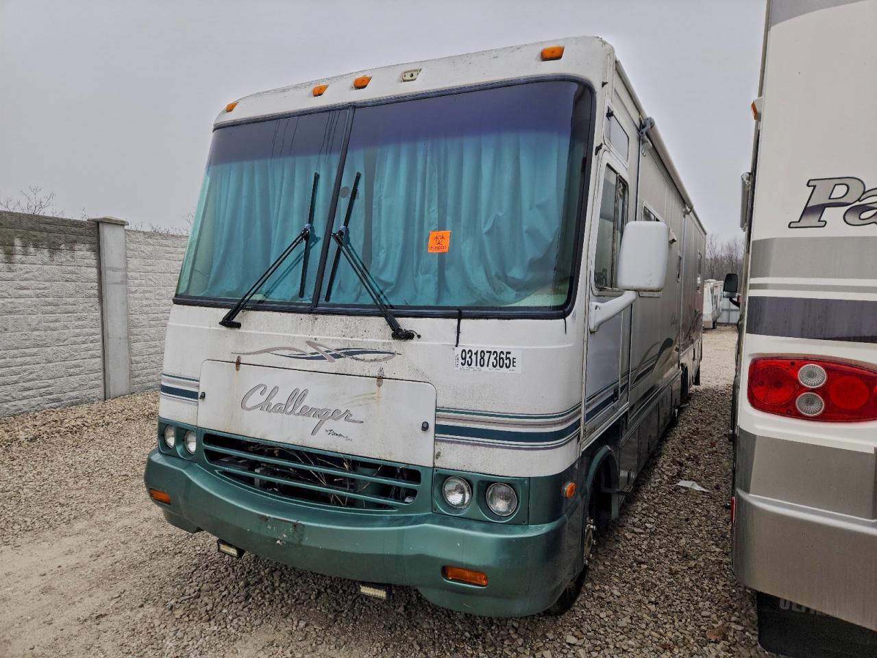 Lot #3298159258 1999 FORD SUPER DUTY F-550 MOT