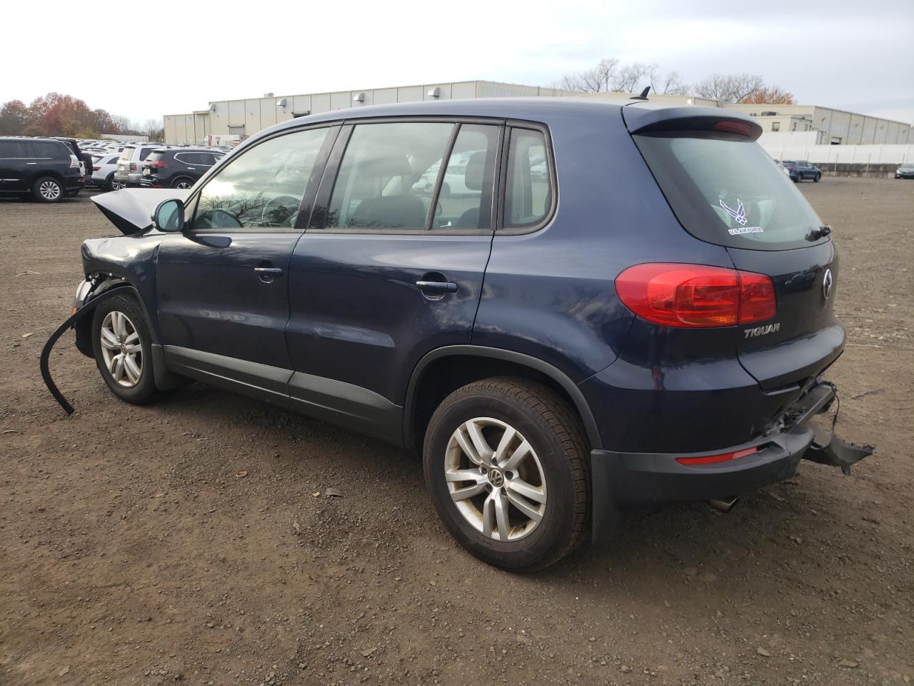 VOLKSWAGEN TIGUAN S