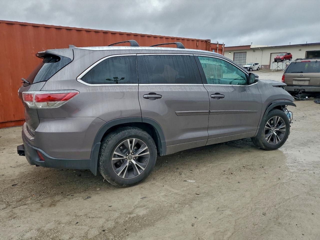 TOYOTA HIGHLANDER XLE