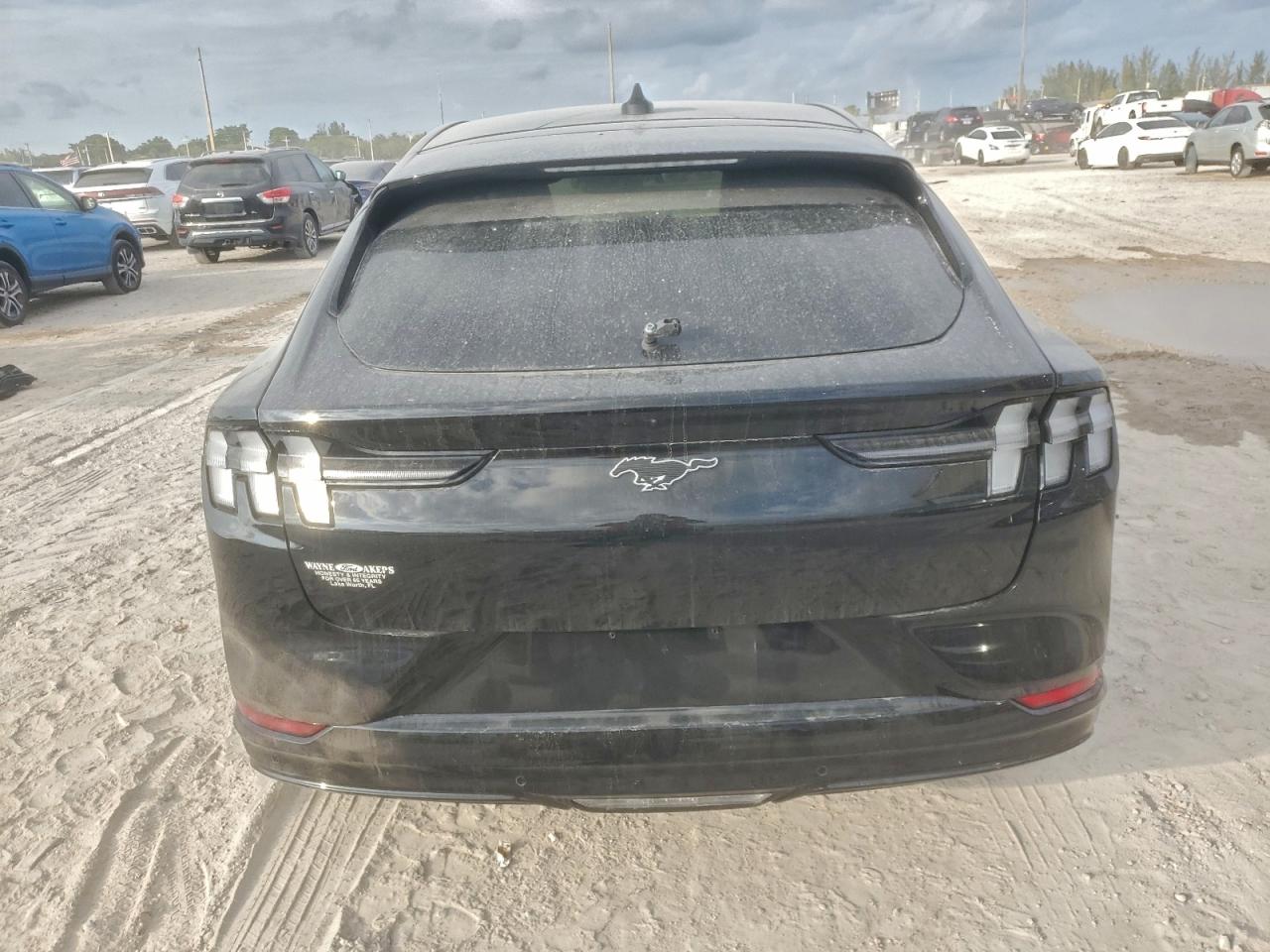 FORD MUSTANG PREMIUM