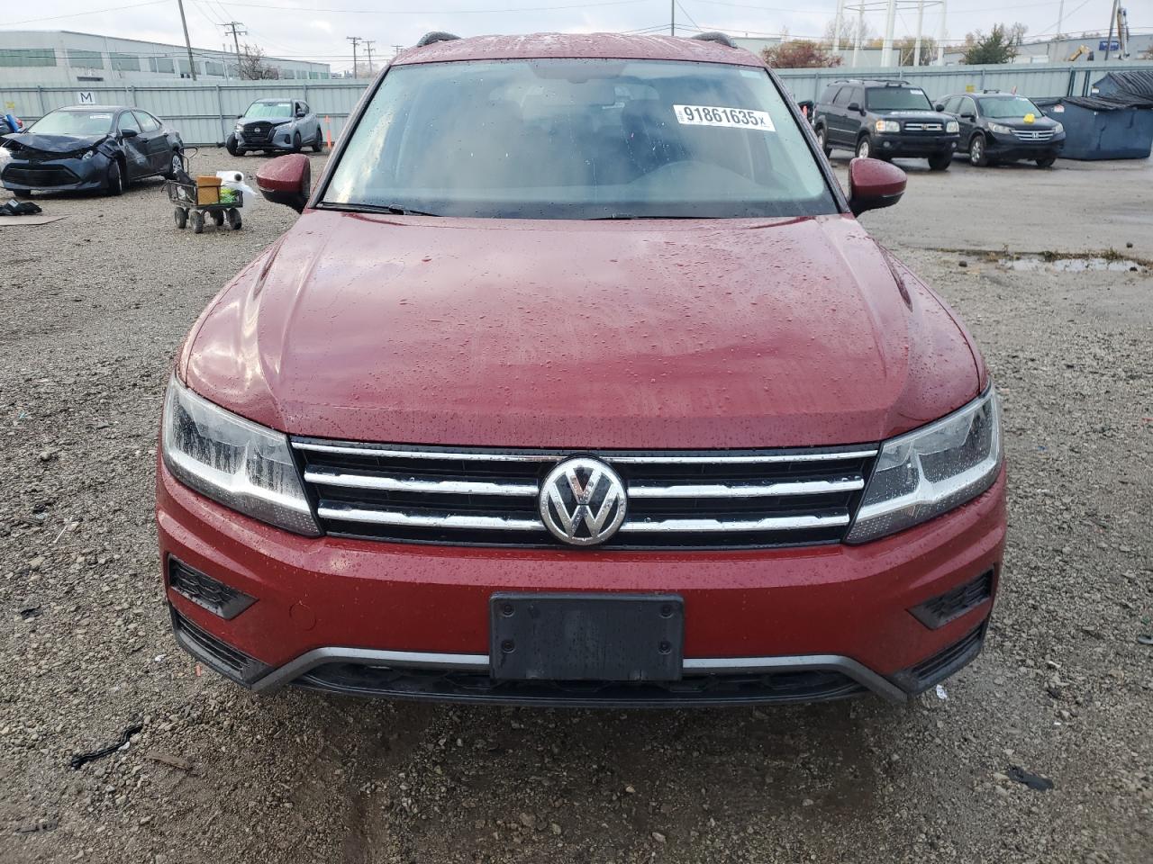 VOLKSWAGEN TIGUAN SE