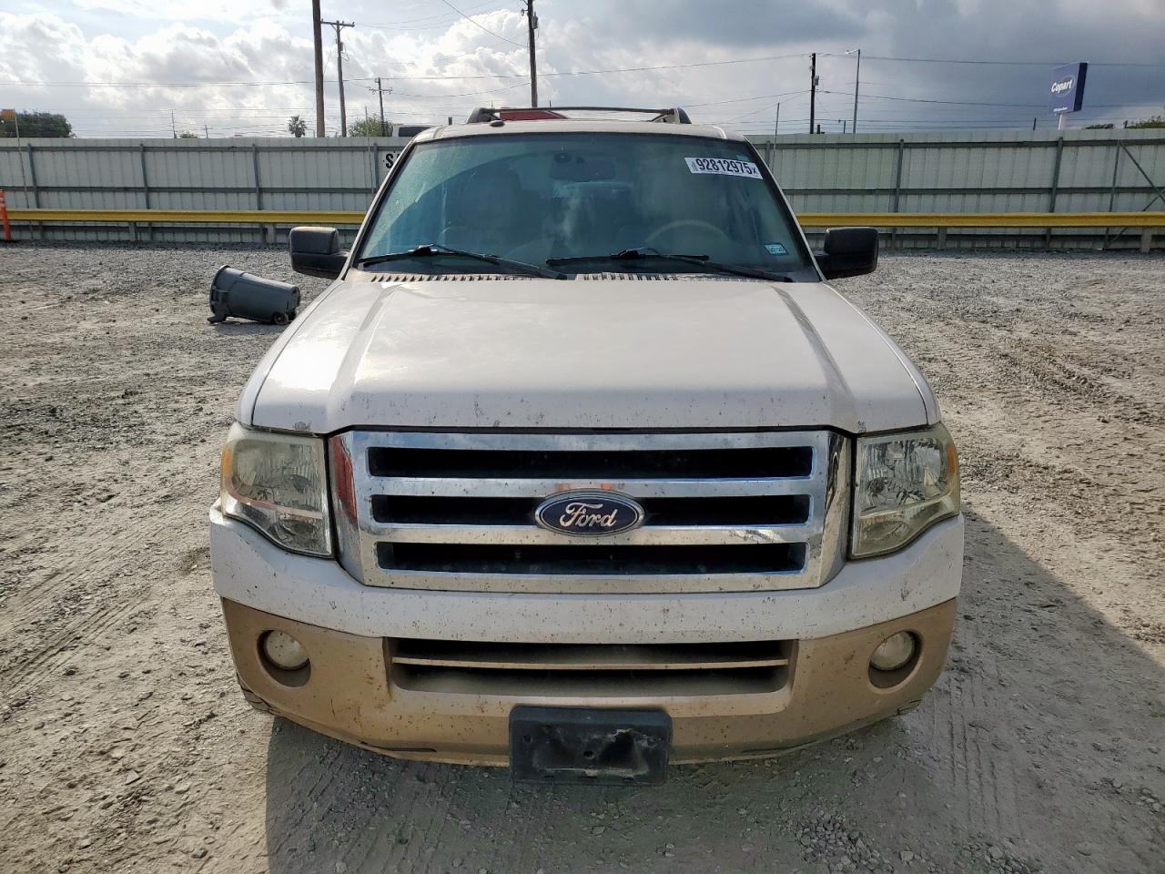 FORD EXPEDITION EL XLT