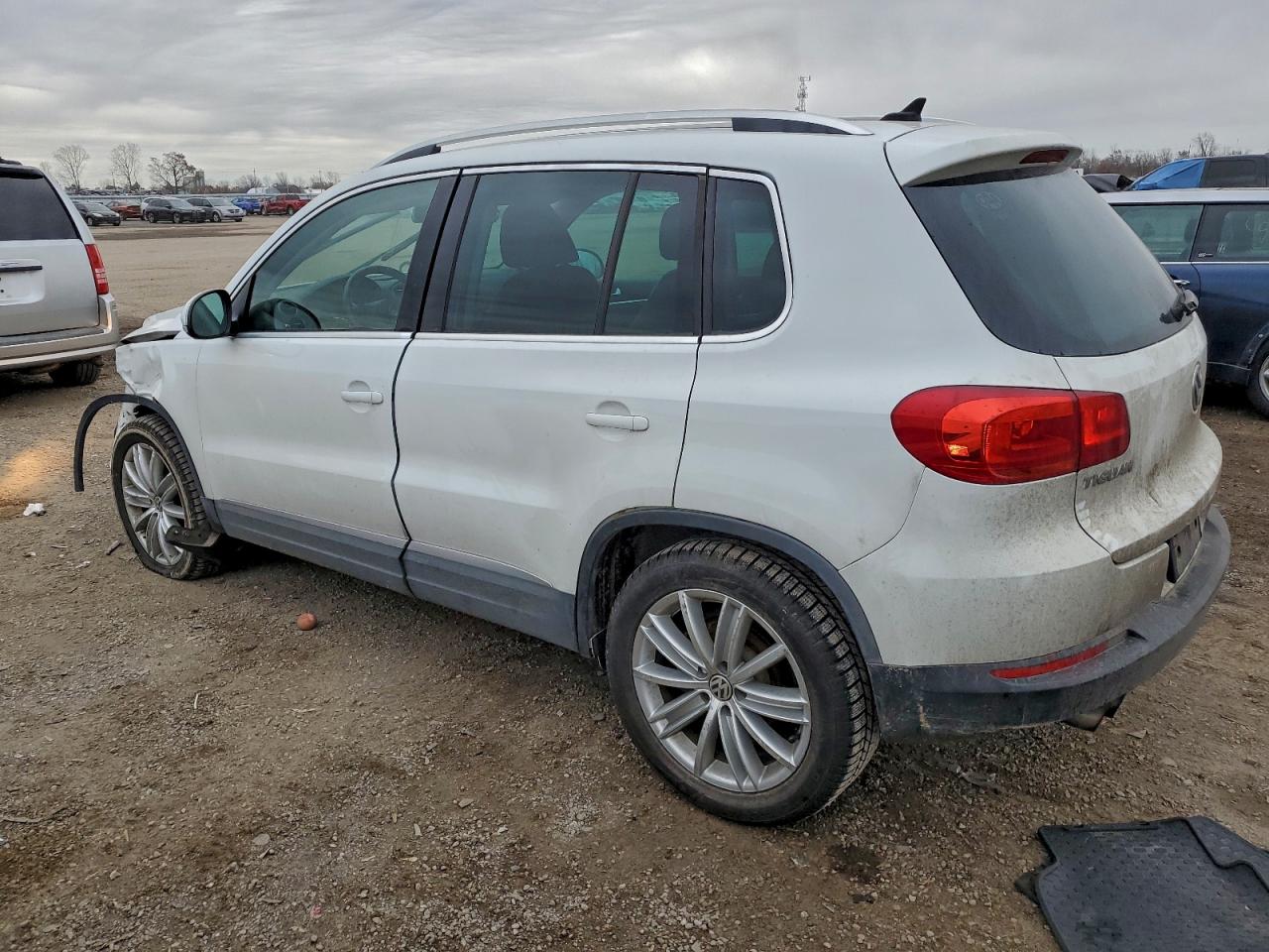 VOLKSWAGEN TIGUAN S