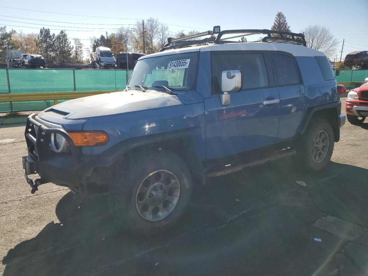 TOYOTA FJ CRUISER
