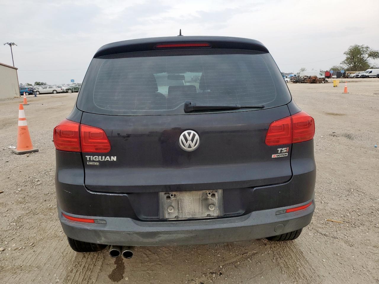 VOLKSWAGEN TIGUAN S