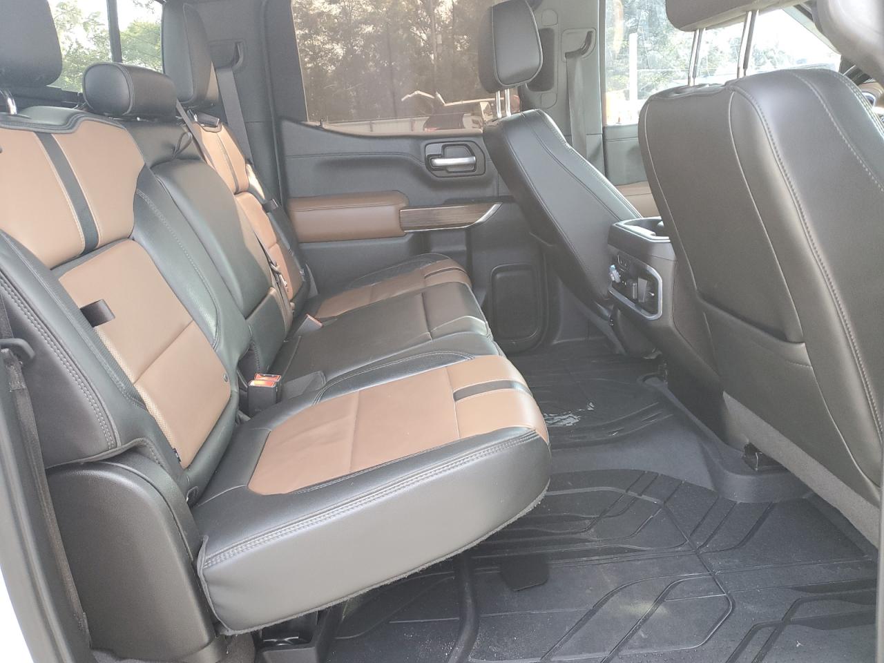 CHEVROLET SILVERADO K1500 HIGH COUNTRY