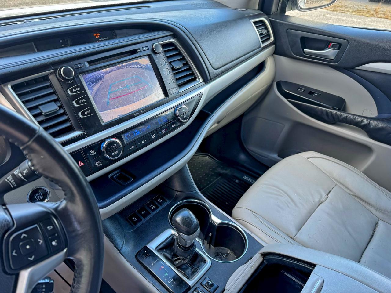 TOYOTA HIGHLANDER XLE