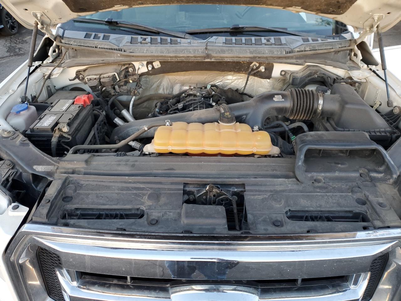 FORD F-150 SUPER CAB