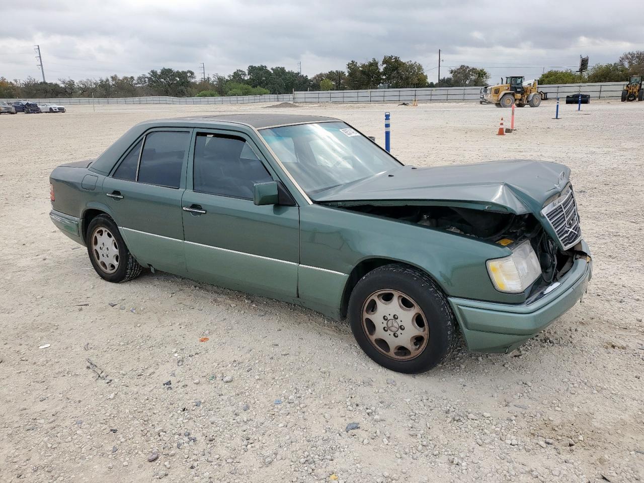 Lot #3292332263 1994 MERCEDES-BENZ E 320