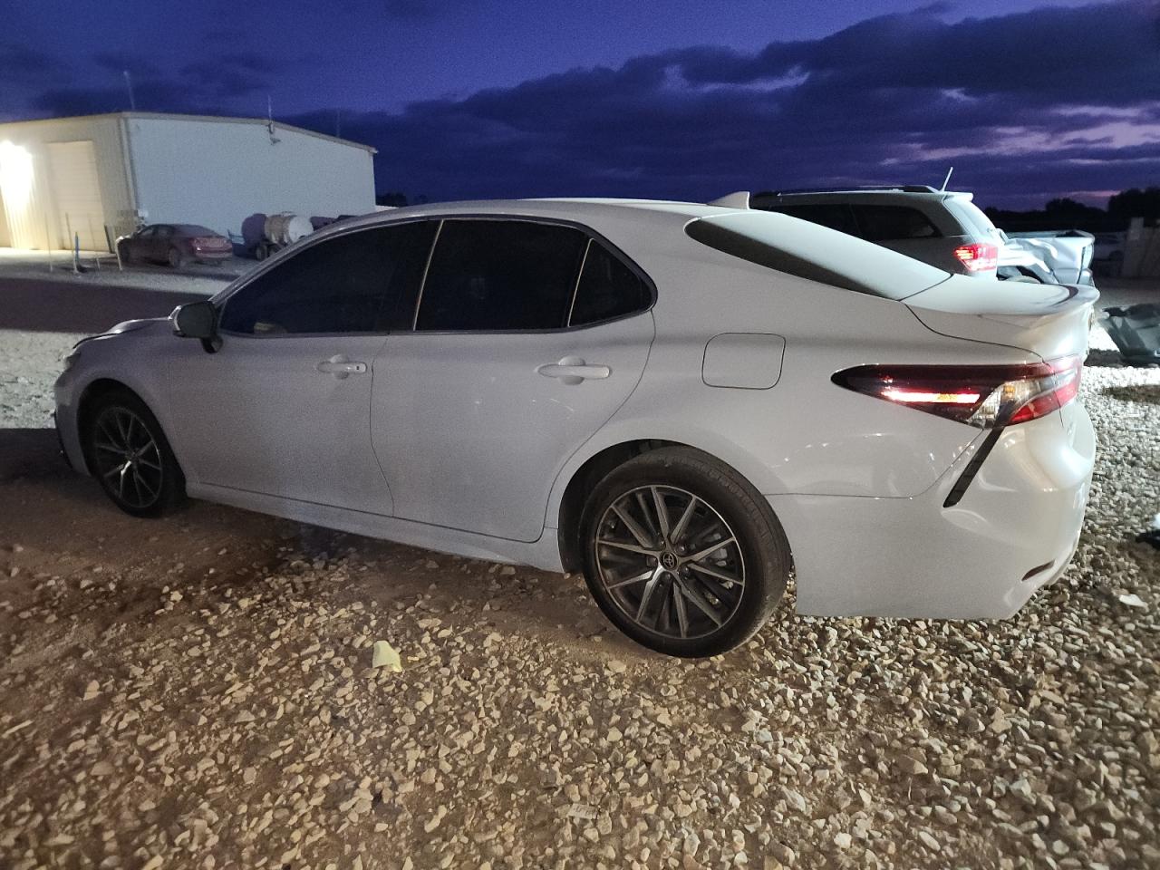 TOYOTA CAMRY SE NIGHT SHADE