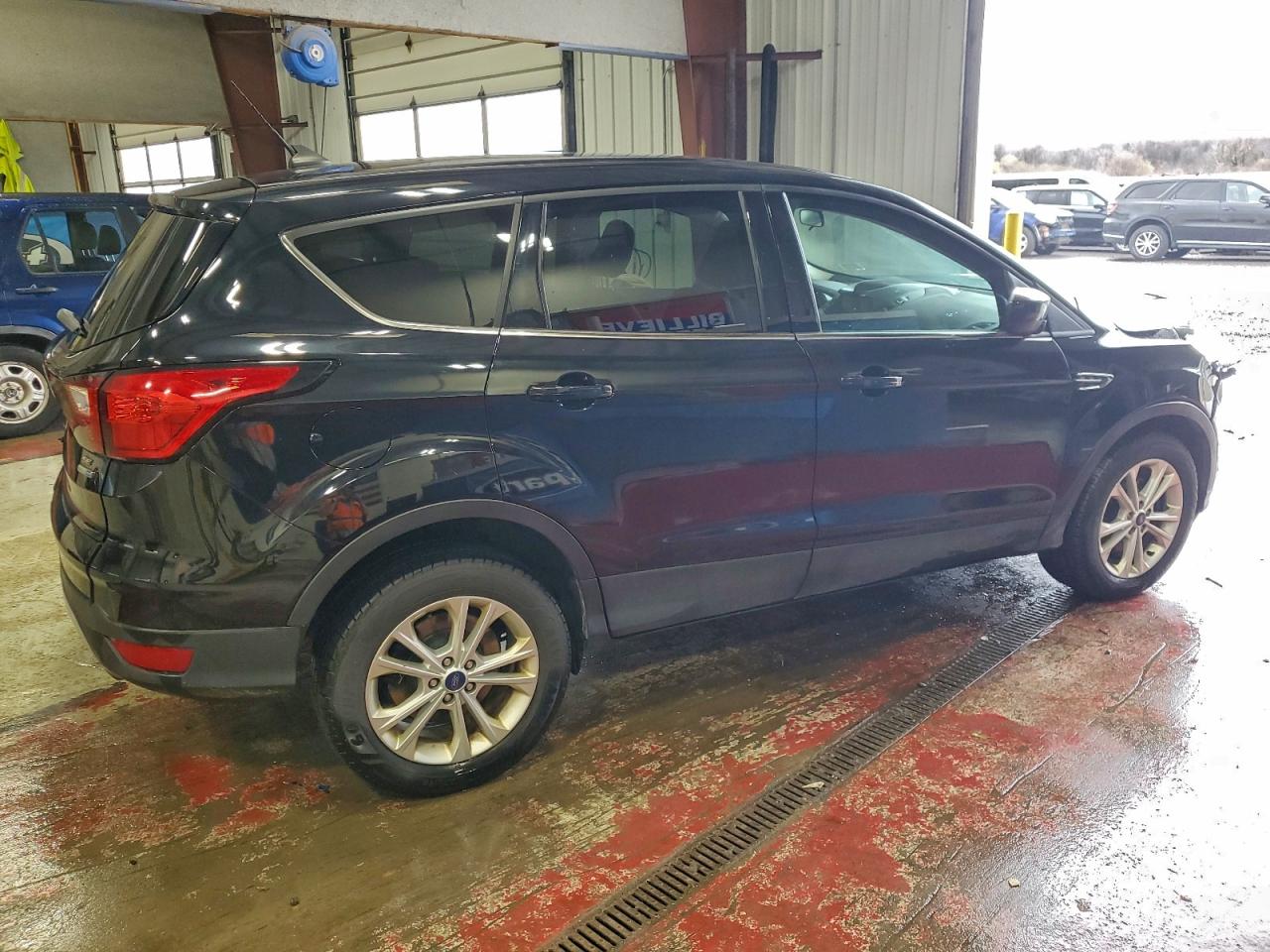 Lot #3304632944 2019 FORD ESCAPE SE