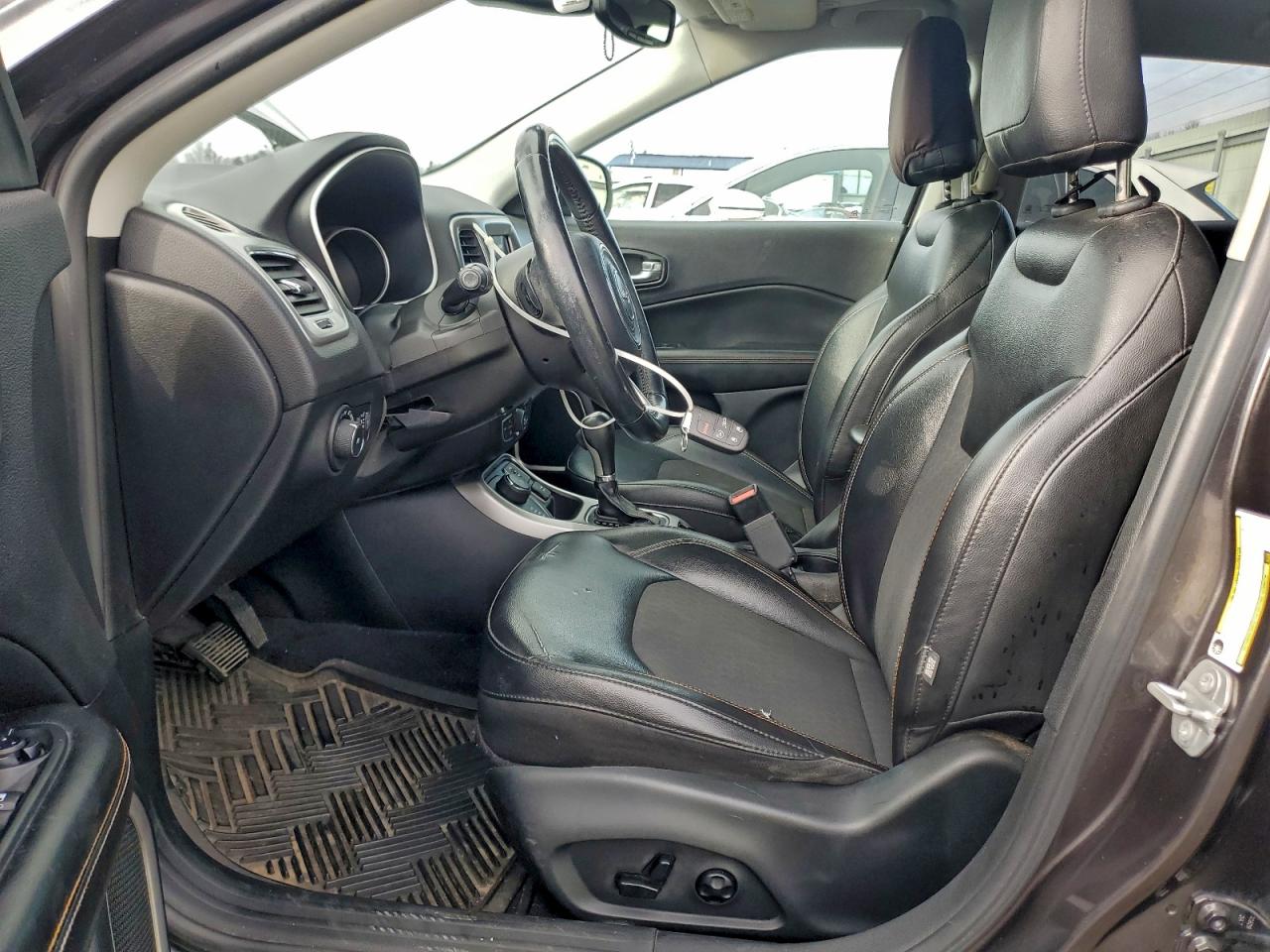 JEEP COMPASS LATITUDE