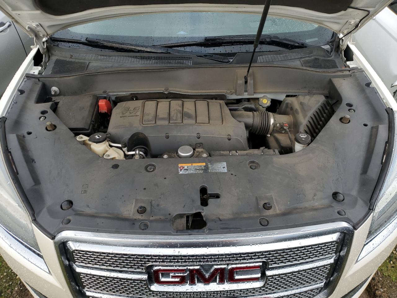 GMC ACADIA DENALI