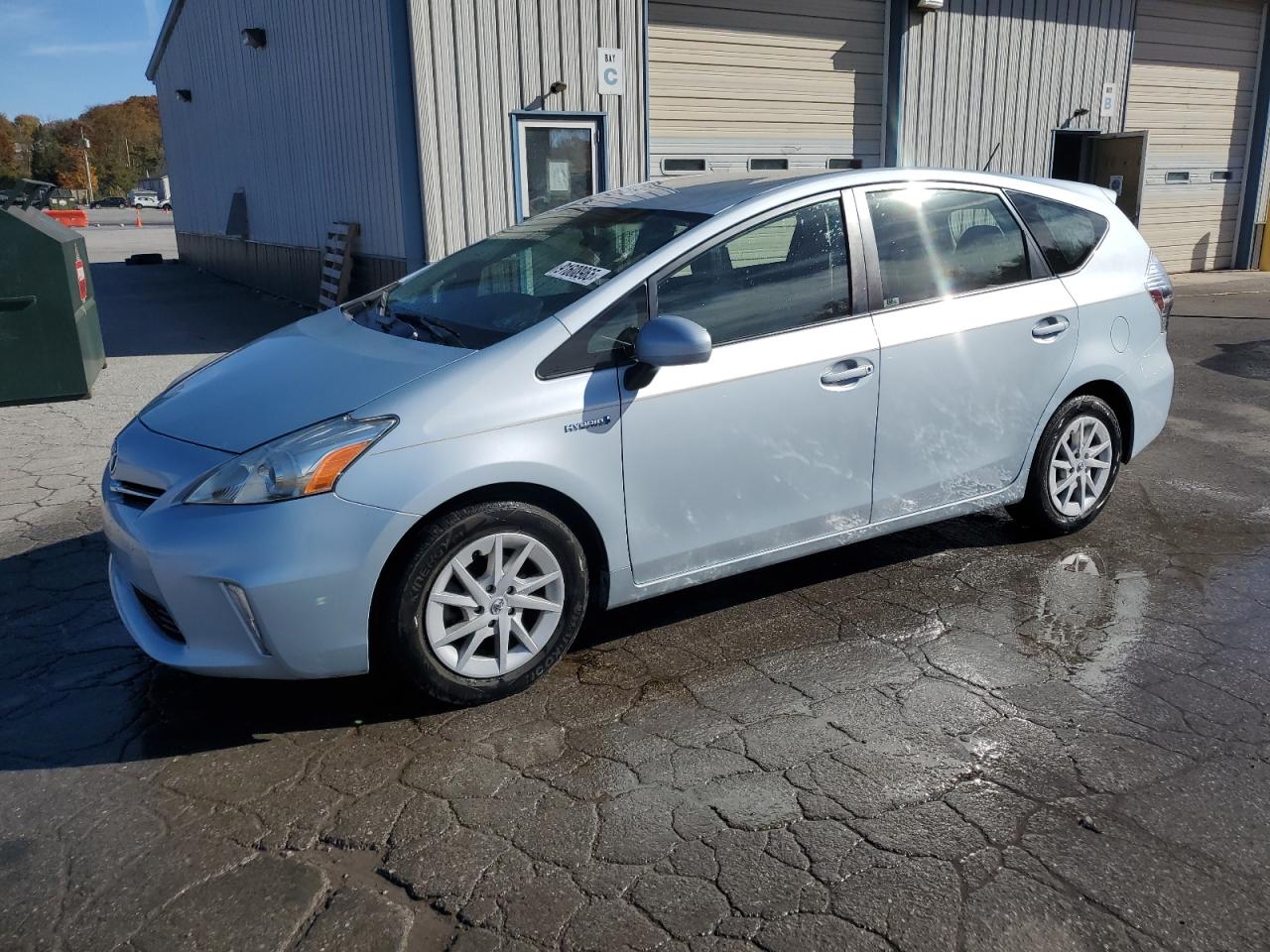 Lot #3282411308 2012 TOYOTA PRIUS V