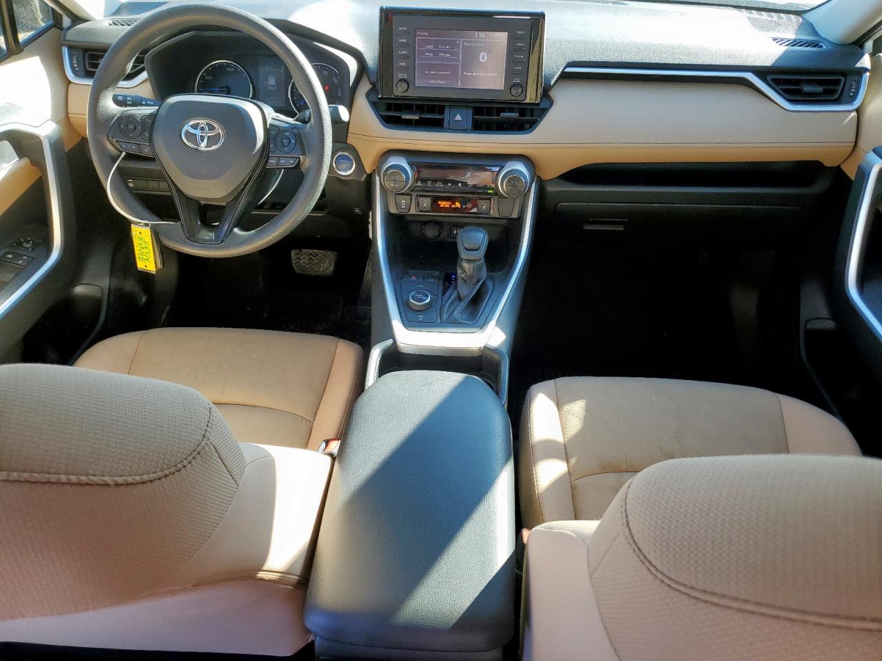TOYOTA RAV4 XLE