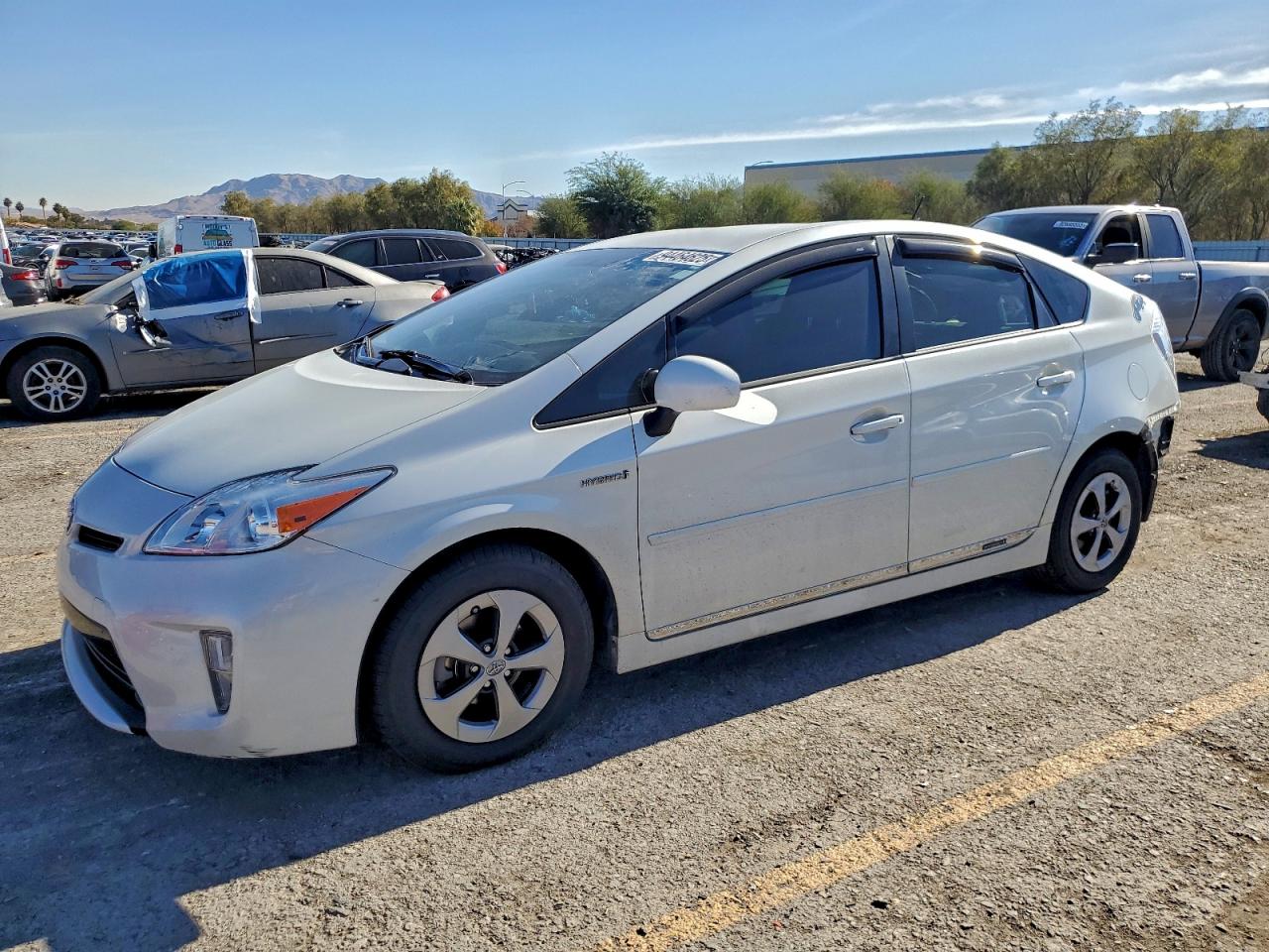 TOYOTA PRIUS