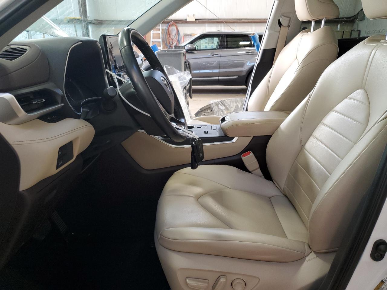 TOYOTA HIGHLANDER HYBRID XLE