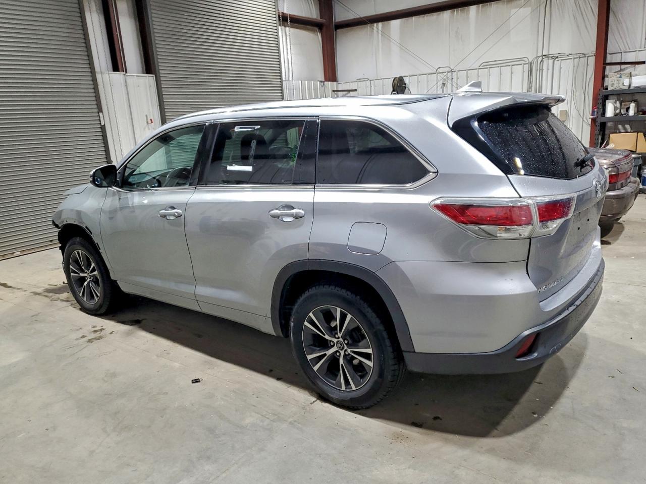 TOYOTA HIGHLANDER XLE