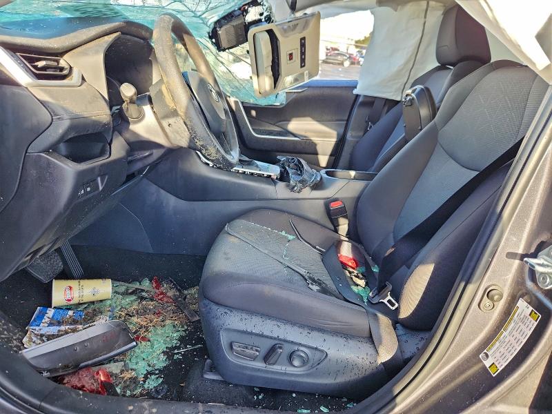 2025 TOYOTA RAV4 XLE #3310364955