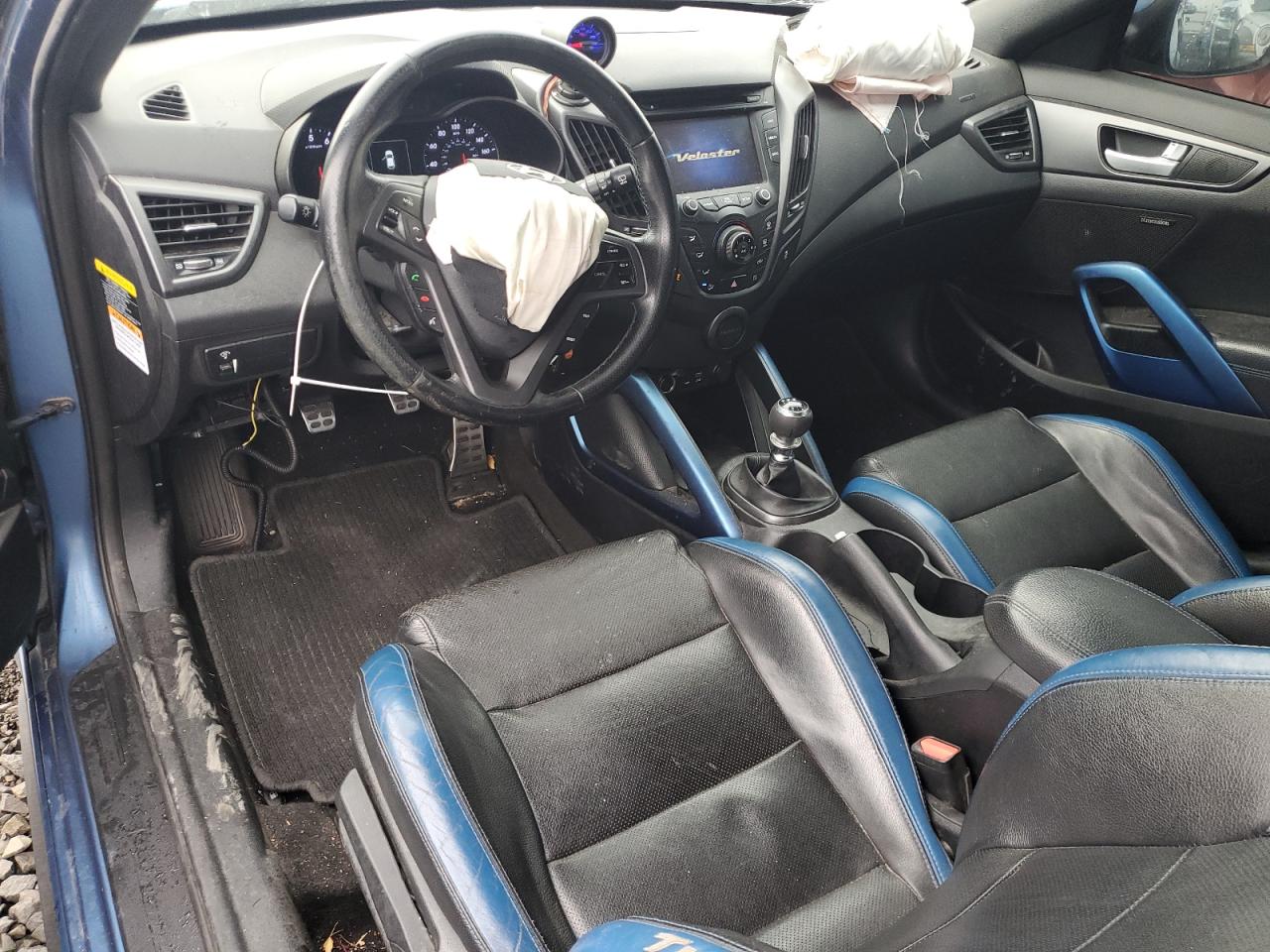 HYUNDAI VELOSTER TURBO