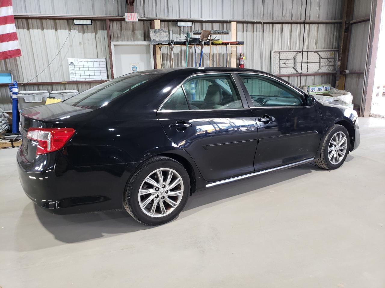 TOYOTA CAMRY L