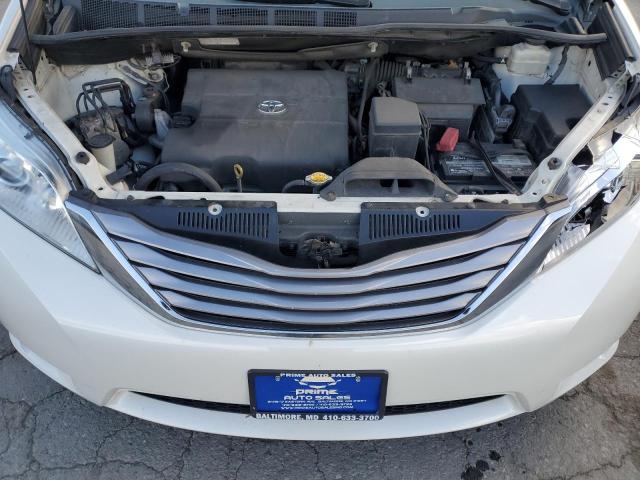 2015 TOYOTA SIENNA XLE #3303879729
