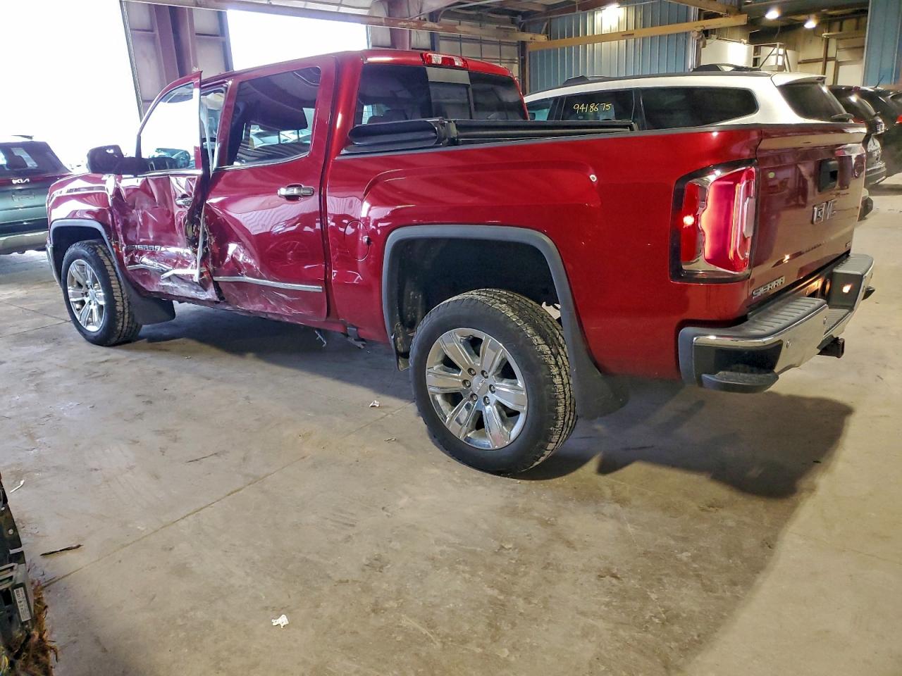 GMC SIERRA K1500 SLT