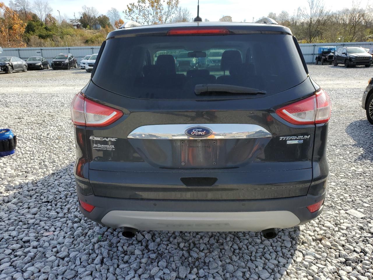FORD ESCAPE TITANIUM